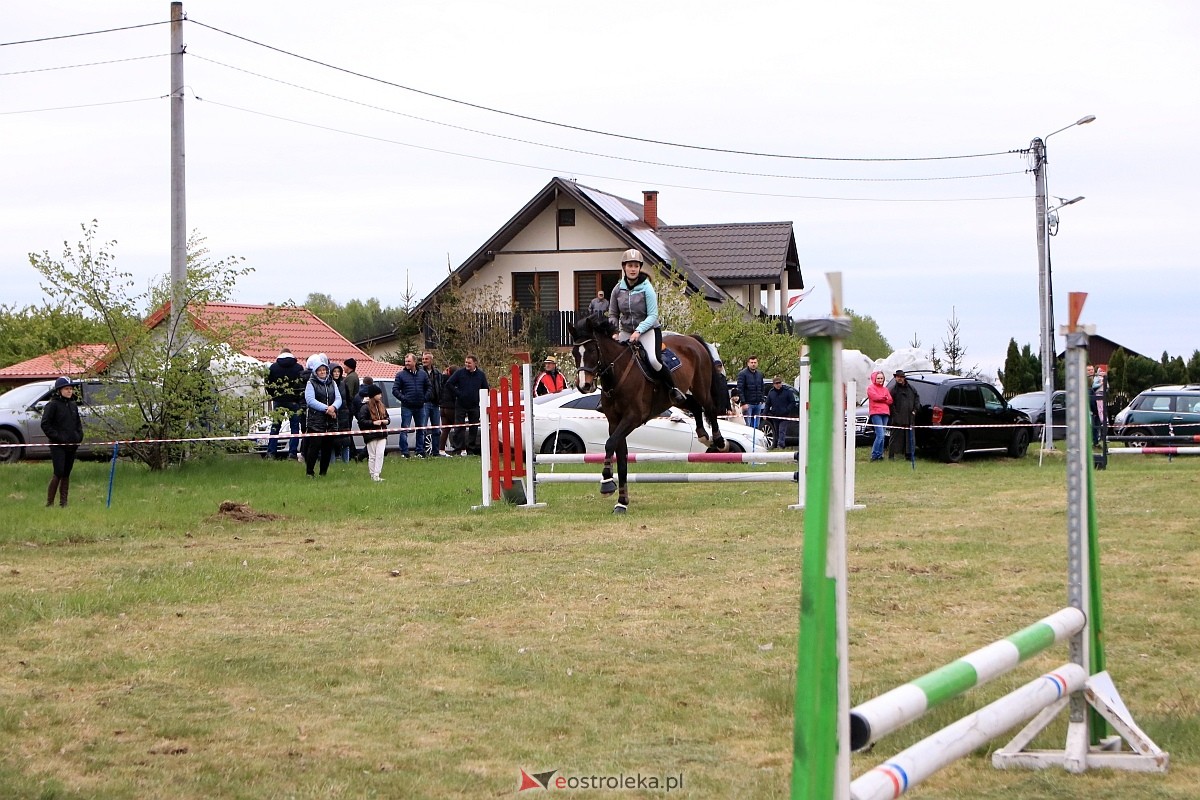 Towarzyskie Zawody Skokowe w Nogawkach [21.04.2024] - zdjęcie #99 - eOstroleka.pl