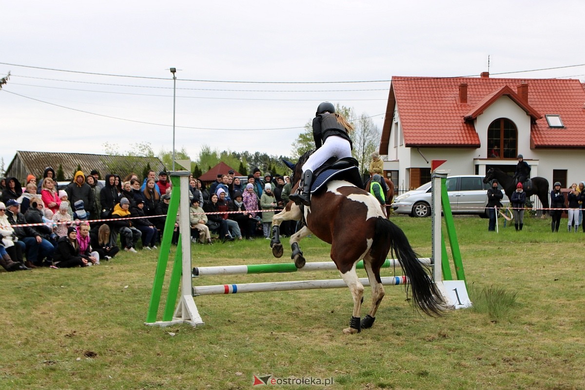 Towarzyskie Zawody Skokowe w Nogawkach [21.04.2024] - zdjęcie #117 - eOstroleka.pl