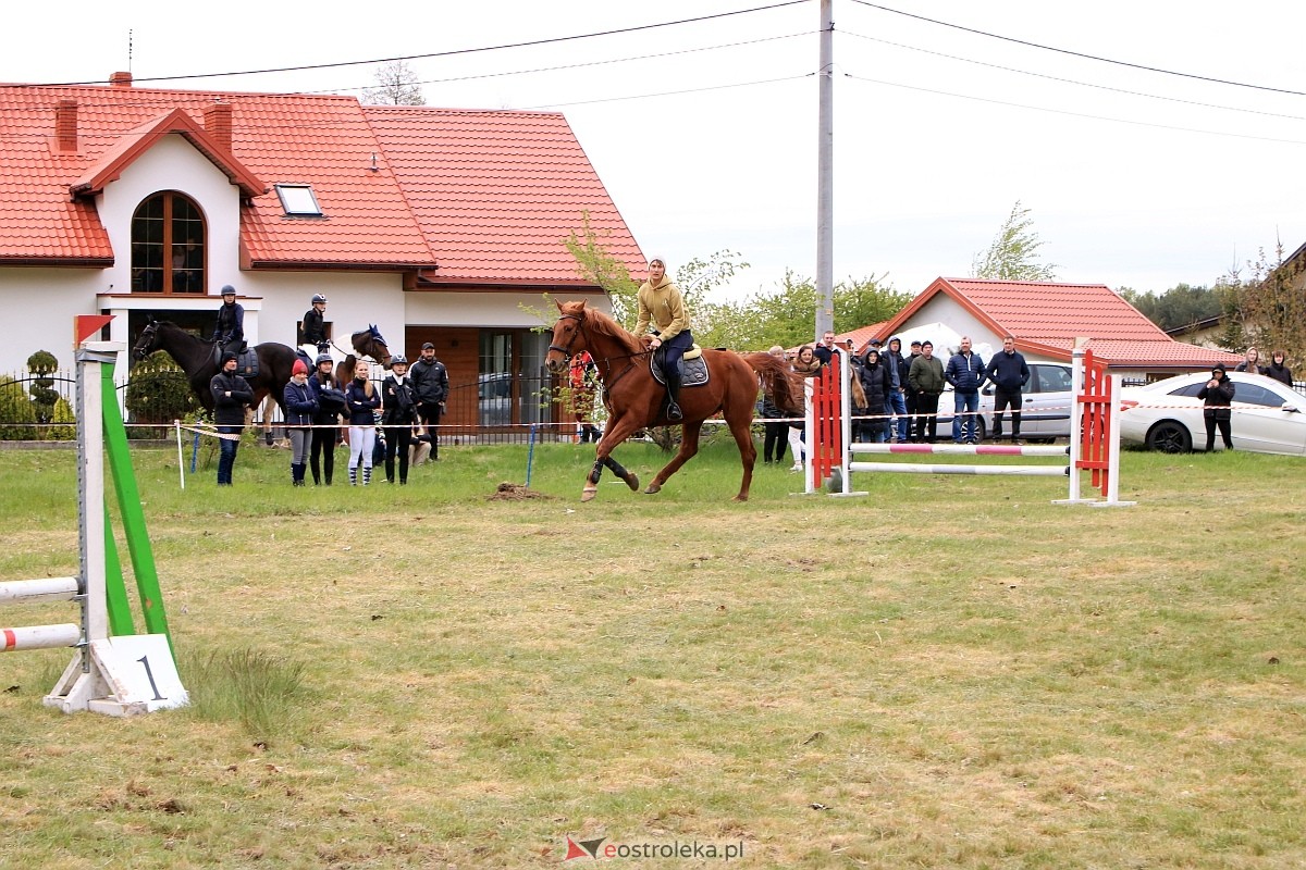 Towarzyskie Zawody Skokowe w Nogawkach [21.04.2024] - zdjęcie #126 - eOstroleka.pl