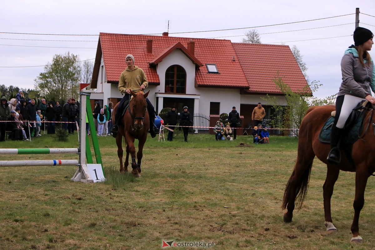 Towarzyskie Zawody Skokowe w Nogawkach [21.04.2024] - zdjęcie #145 - eOstroleka.pl