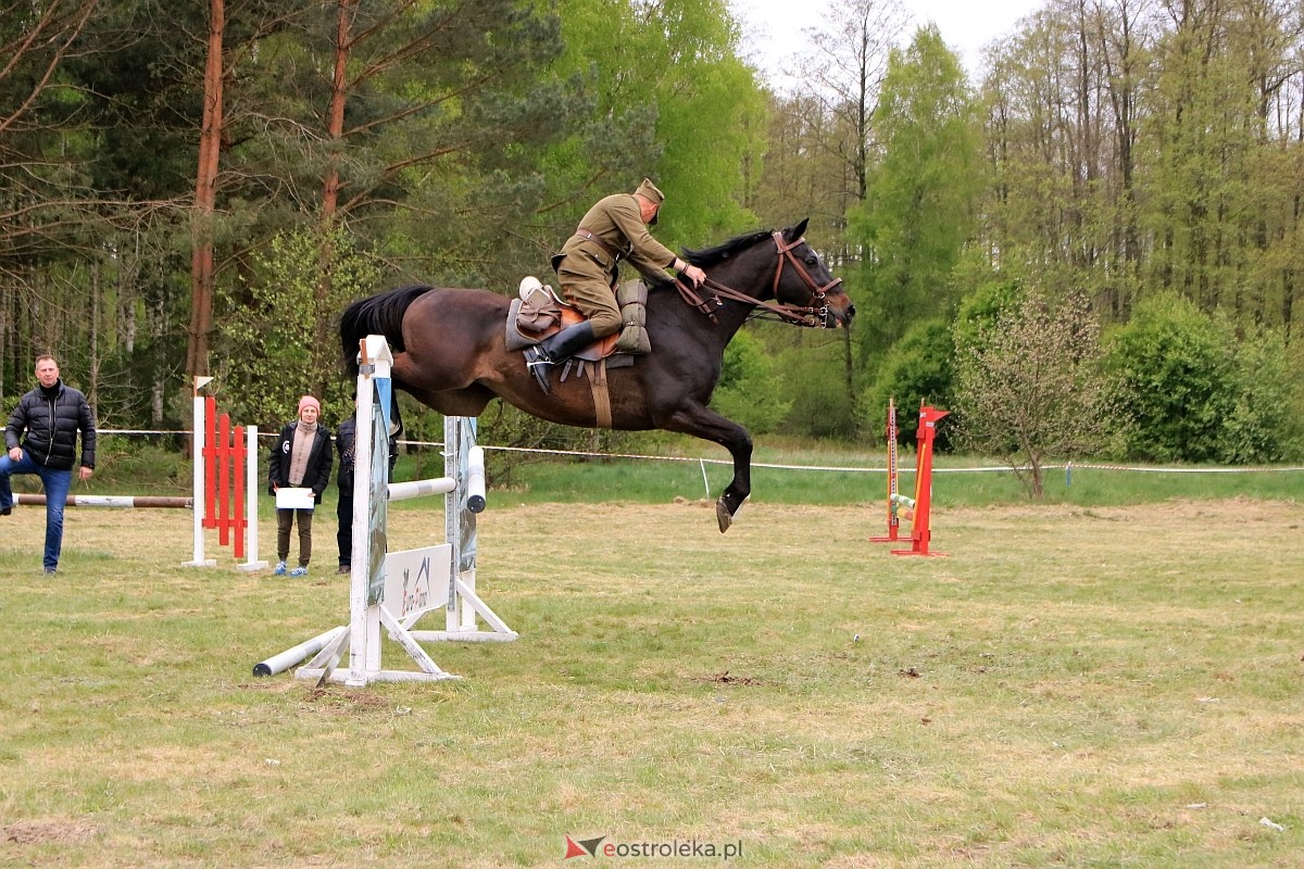 Towarzyskie Zawody Skokowe w Nogawkach [21.04.2024] - zdjęcie #15 - eOstroleka.pl
