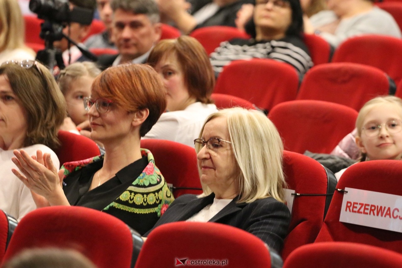 Kurpiowskie Prezentacje Artystyczne [21.04.2024] - zdjęcie #83 - eOstroleka.pl