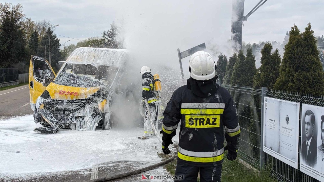 Wypadek na Dzikiej Róży w Czarnowcu [23.04.2024] - zdjęcie #22 - eOstroleka.pl