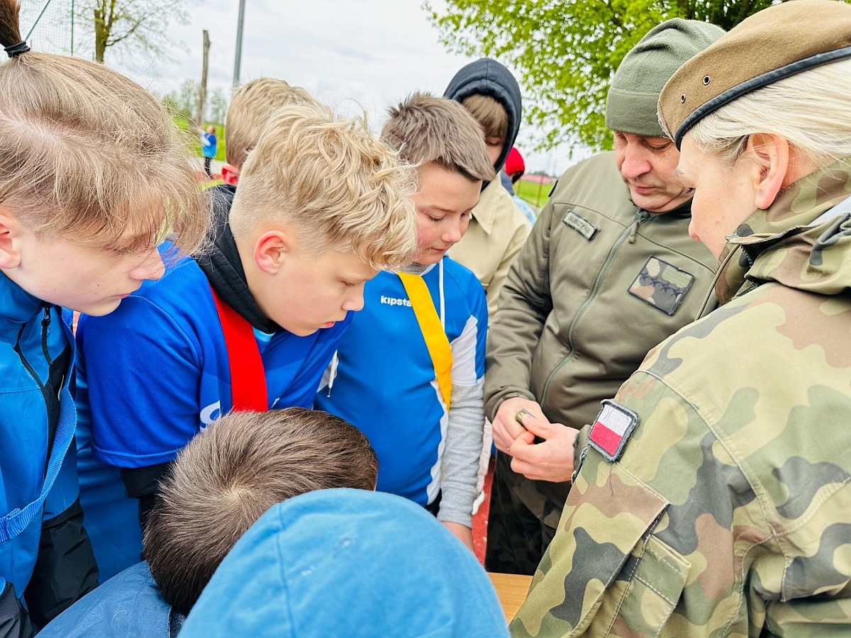 Niebieskie Igrzyska w Pasiekach - każdy może być sportowcem! [23.04.2024] - zdjęcie #23 - eOstroleka.pl
