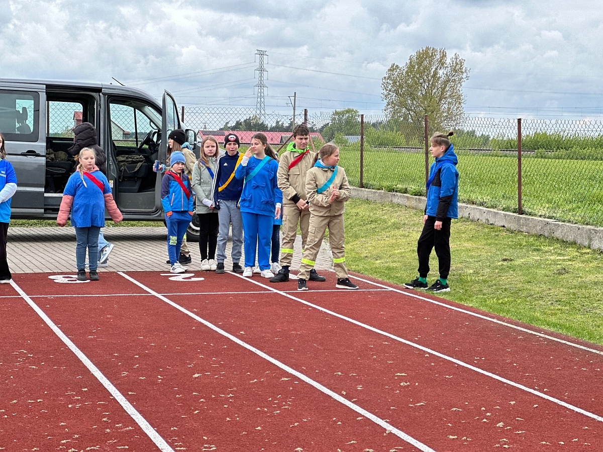 Niebieskie Igrzyska w Pasiekach - każdy może być sportowcem! [23.04.2024] - zdjęcie #9 - eOstroleka.pl