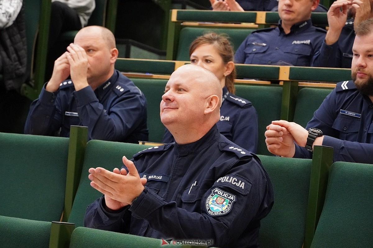 Debata społeczna z ostrołęcką policją - inauguracja [25.04.2024] - zdjęcie #9 - eOstroleka.pl