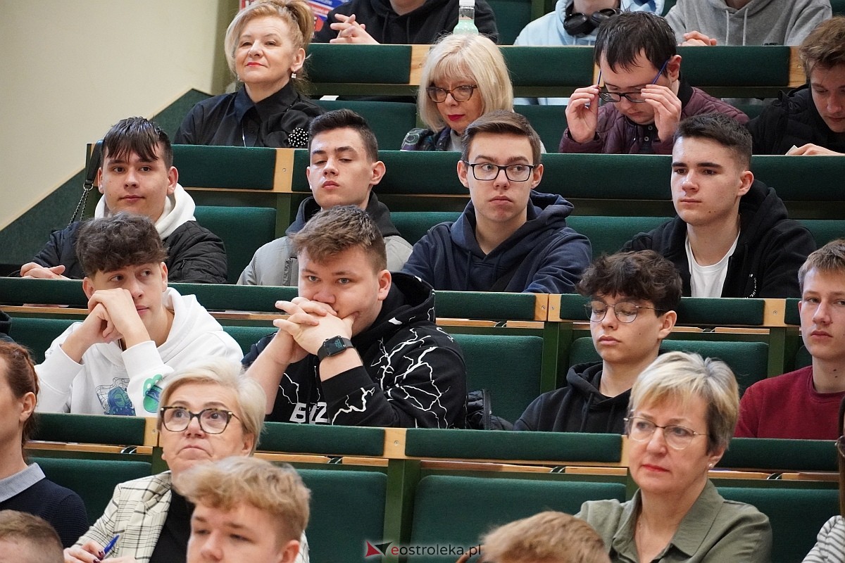 Debata społeczna z ostrołęcką policją - inauguracja [25.04.2024] - zdjęcie #36 - eOstroleka.pl