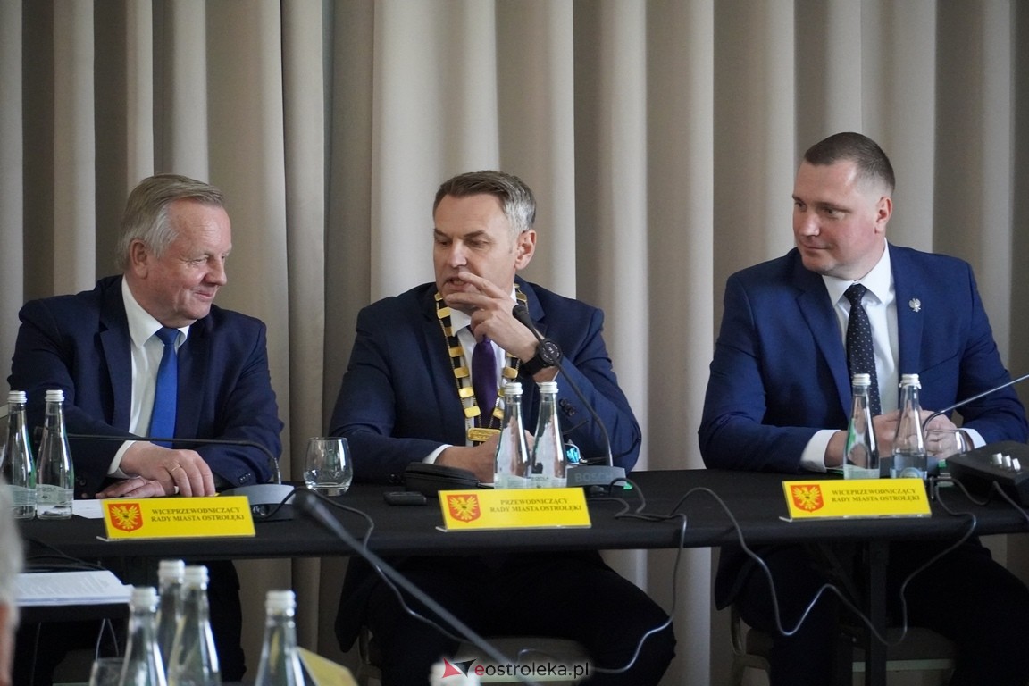 Ostatnia sesja rady miasta za nami. Zarzycki o prezydencie Kuliku: Zapisał się pan złotymi zgłoskami [25.04.2024]  - zdjęcie #1 - eOstroleka.pl