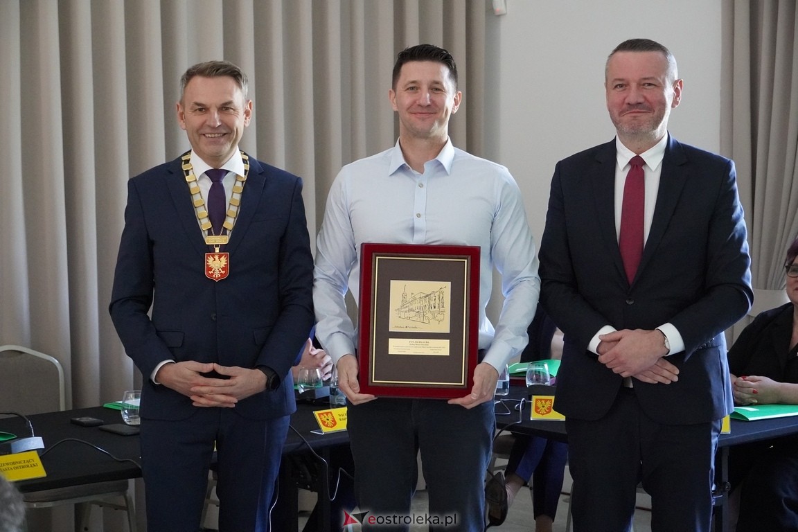 Ostatnia sesja rady miasta za nami. Zarzycki o prezydencie Kuliku: Zapisał się pan złotymi zgłoskami [25.04.2024]  - zdjęcie #34 - eOstroleka.pl