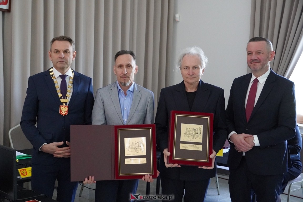 Ostatnia sesja rady miasta za nami. Zarzycki o prezydencie Kuliku: Zapisał się pan złotymi zgłoskami [25.04.2024]  - zdjęcie #12 - eOstroleka.pl