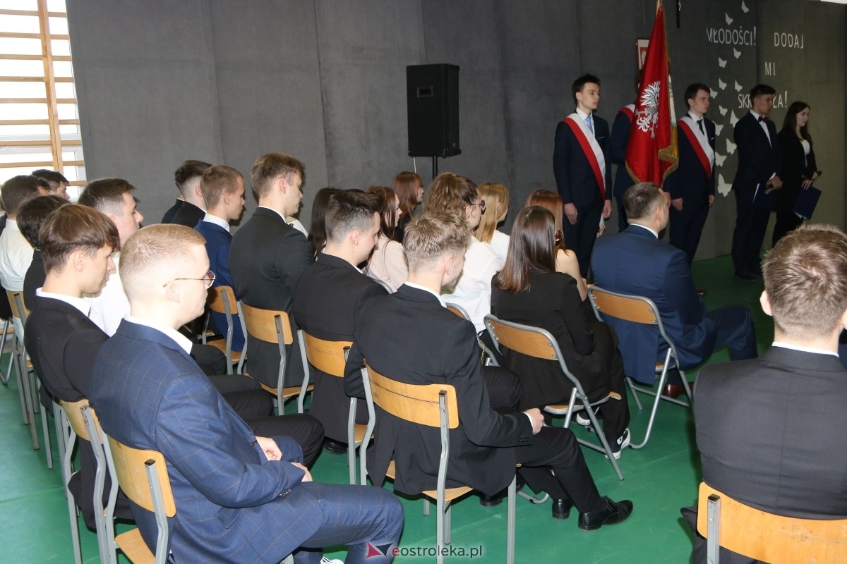 Zakończenie roku maturzystów w ZSZ Nr 1 w Ostrołęce [26.04.2024] - zdjęcie #49 - eOstroleka.pl
