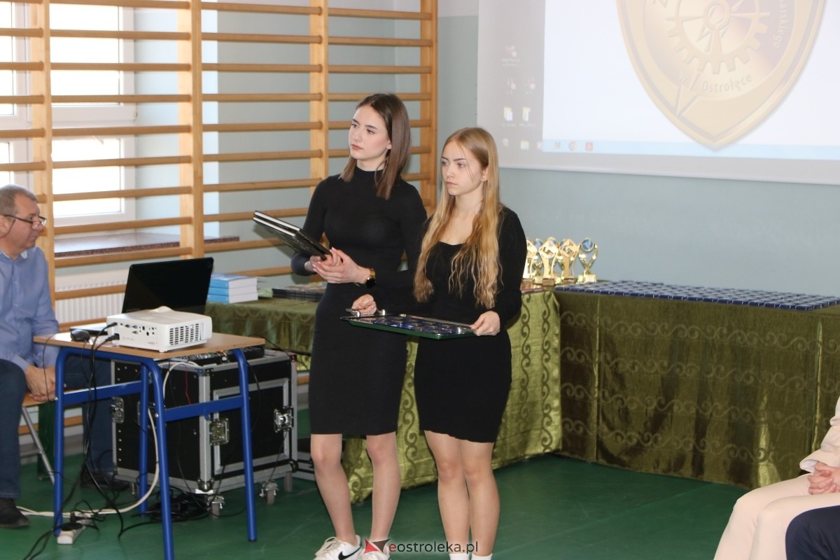 Zakończenie roku maturzystów w ZSZ Nr 1 w Ostrołęce [26.04.2024] - zdjęcie #25 - eOstroleka.pl