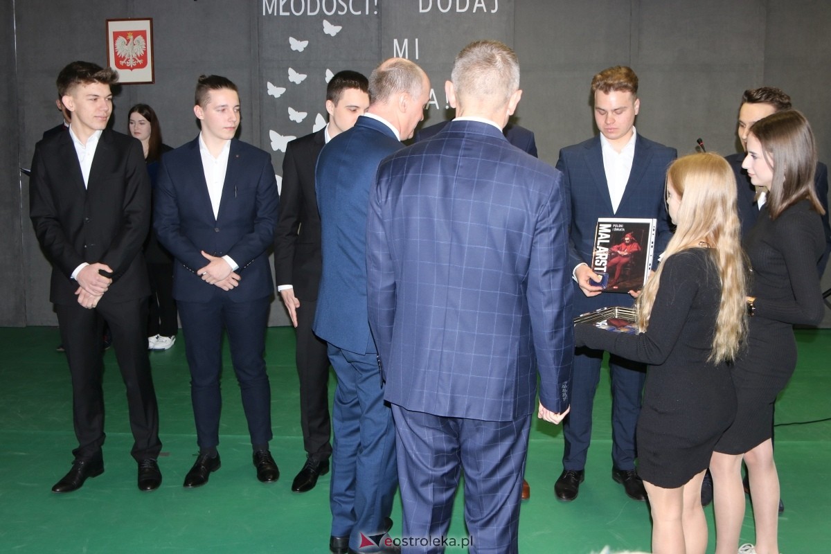 Zakończenie roku maturzystów w ZSZ Nr 1 w Ostrołęce [26.04.2024] - zdjęcie #10 - eOstroleka.pl