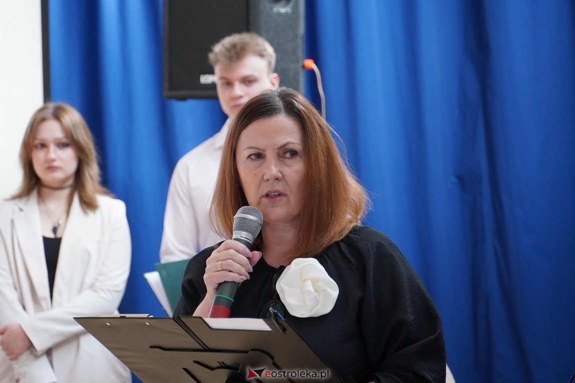 Zakończenie roku maturzystów w ZSZ Nr 3 w Ostrołęce [26.04.2024] - zdjęcie #15 - eOstroleka.pl