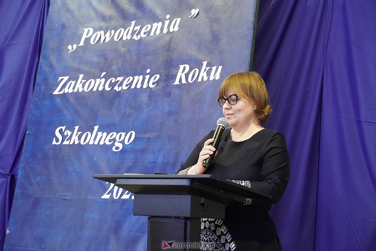 Zakończenie roku szkolnego w I Liceum Ogólnokształcącym im. gen Józefa Bema w Ostrołęce [26.04.2024] - zdjęcie #67 - eOstroleka.pl