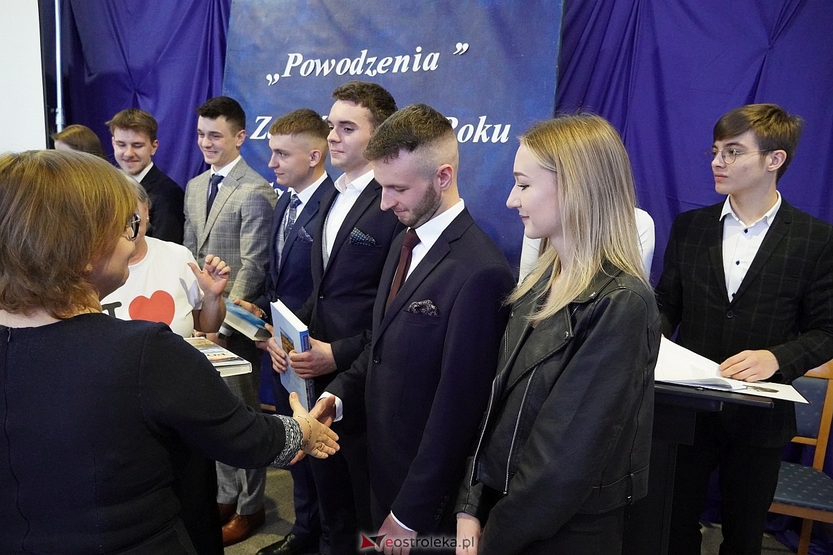 Zakończenie roku szkolnego w I Liceum Ogólnokształcącym im. gen Józefa Bema w Ostrołęce [26.04.2024] - zdjęcie #13 - eOstroleka.pl