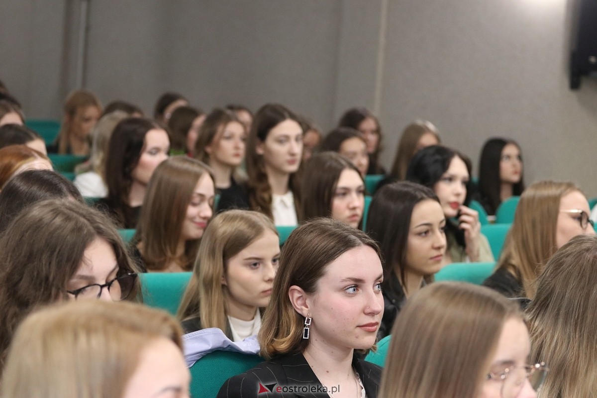 Zakończenie roku maturzystów ZSZ 4 w Ostrołęce [26.04.2024] - zdjęcie #67 - eOstroleka.pl