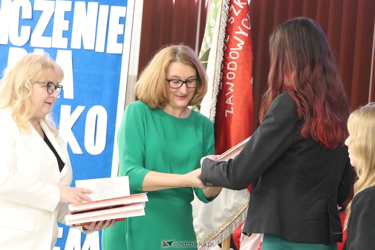 Zakończenie roku maturzystów ZSZ 4 w Ostrołęce [26.04.2024] - zdjęcie #25 - eOstroleka.pl