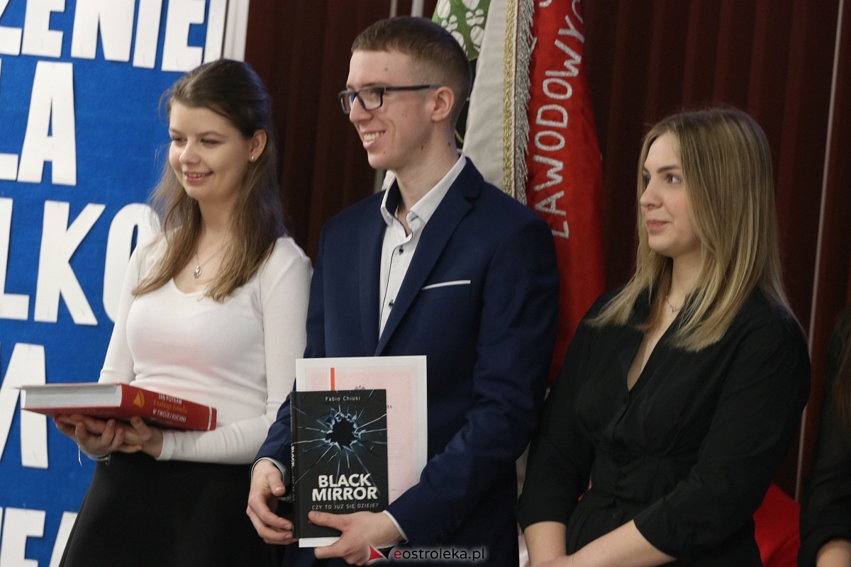 Zakończenie roku maturzystów ZSZ 4 w Ostrołęce [26.04.2024] - zdjęcie #34 - eOstroleka.pl