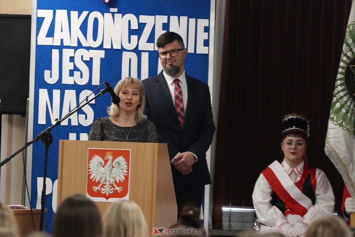 Zakończenie roku maturzystów ZSZ 4 w Ostrołęce [26.04.2024] - zdjęcie #3 - eOstroleka.pl