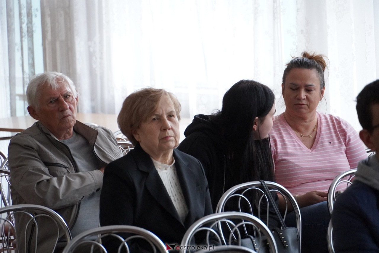 Wybory Rady Osiedla Witosa [27.04.2024] - zdjęcie #10 - eOstroleka.pl