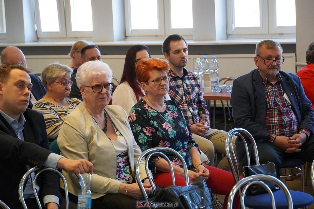 Wybory Rady Osiedla Dzieci Polski [28.04.2024] - zdjęcie #17 - eOstroleka.pl