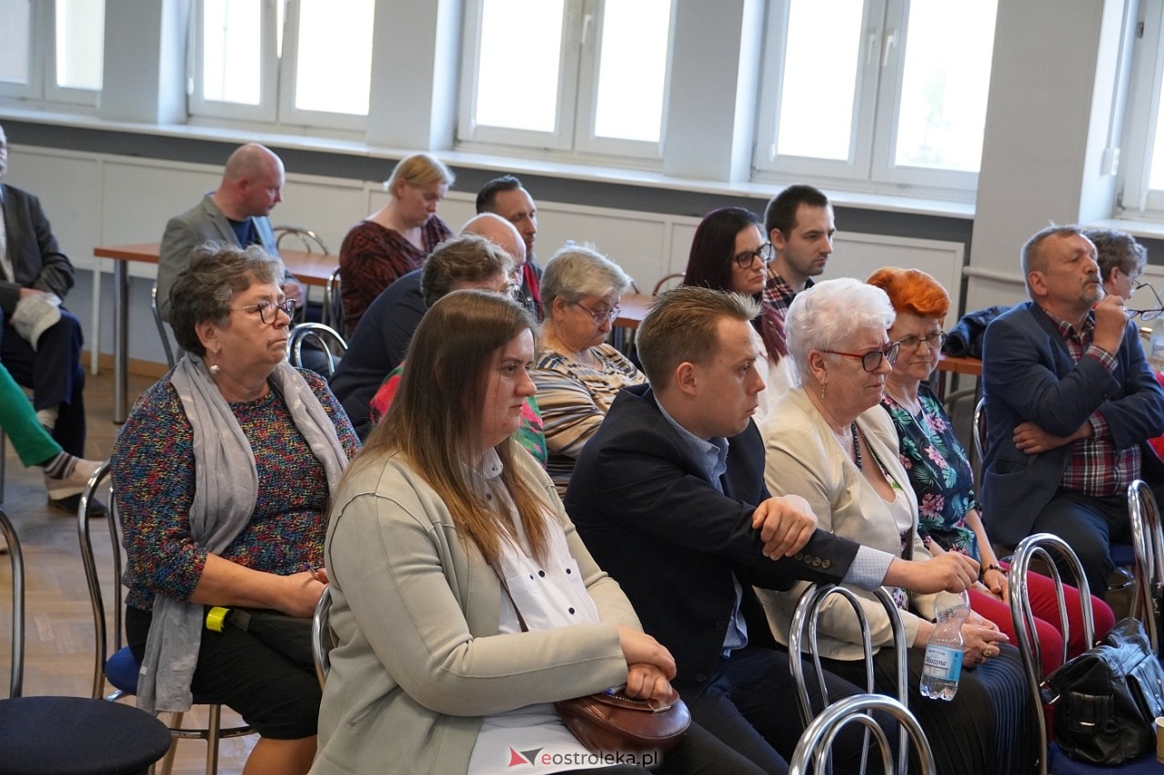 Wybory Rady Osiedla Dzieci Polski [28.04.2024] - zdjęcie #11 - eOstroleka.pl