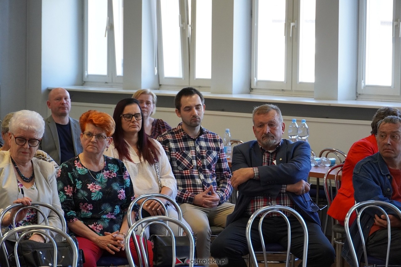 Wybory Rady Osiedla Dzieci Polski [28.04.2024] - zdjęcie #2 - eOstroleka.pl