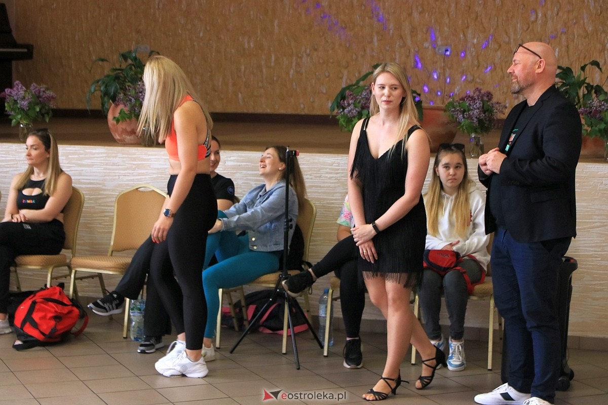 Międzynarodowy Dzień Tańca w Czerwinie [28.04.2024] - zdjęcie #99 - eOstroleka.pl