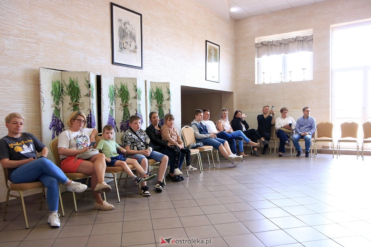 Międzynarodowy Dzień Tańca w Czerwinie [28.04.2024] - zdjęcie #95 - eOstroleka.pl