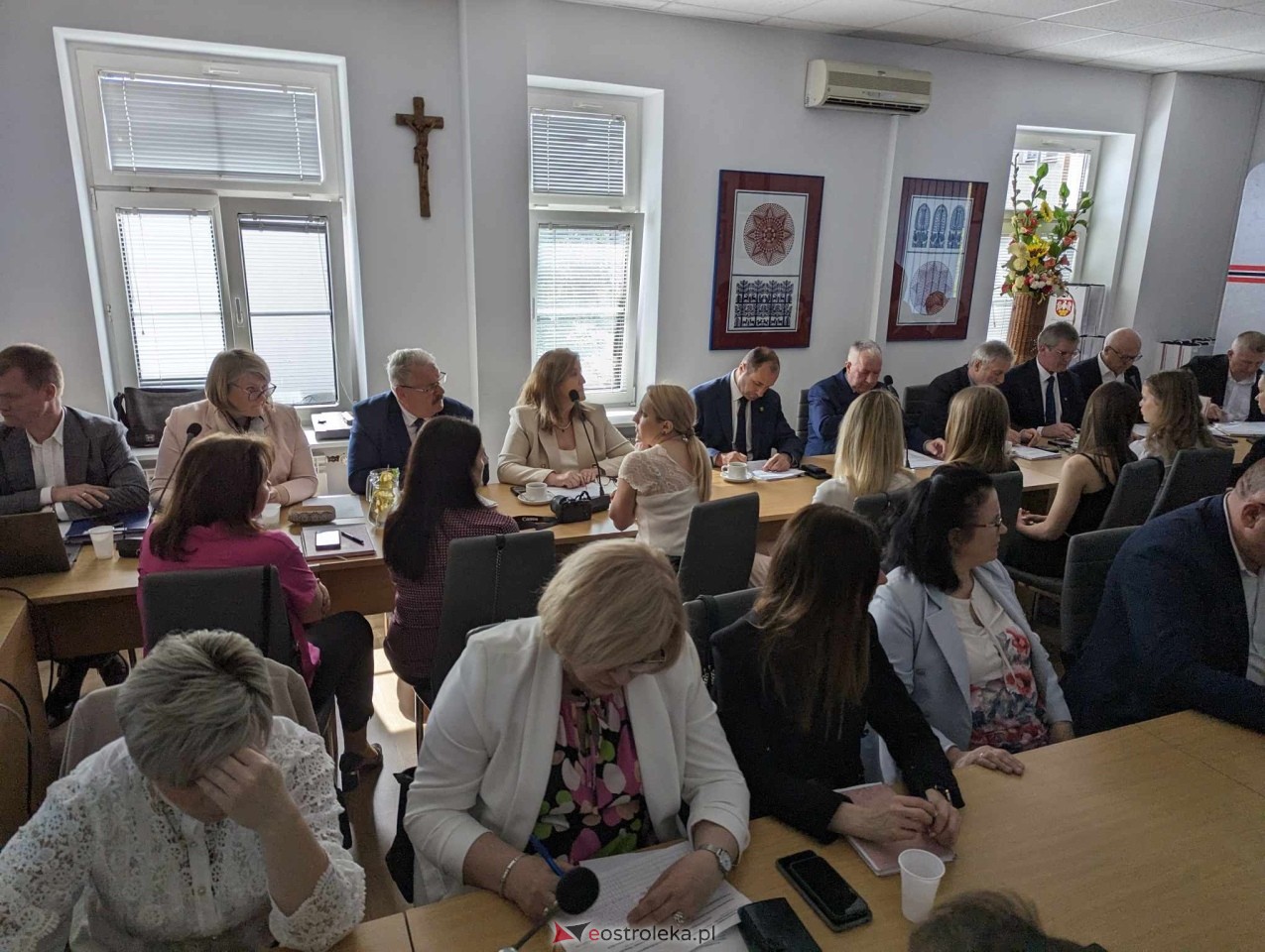 LXXVII sesja Rady Powiatu w Ostrołęce [29.04.2024] - zdjęcie #14 - eOstroleka.pl