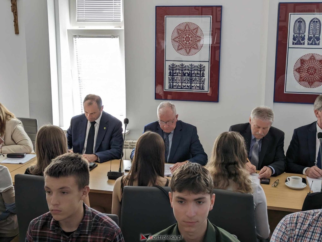 LXXVII sesja Rady Powiatu w Ostrołęce [29.04.2024] - zdjęcie #7 - eOstroleka.pl