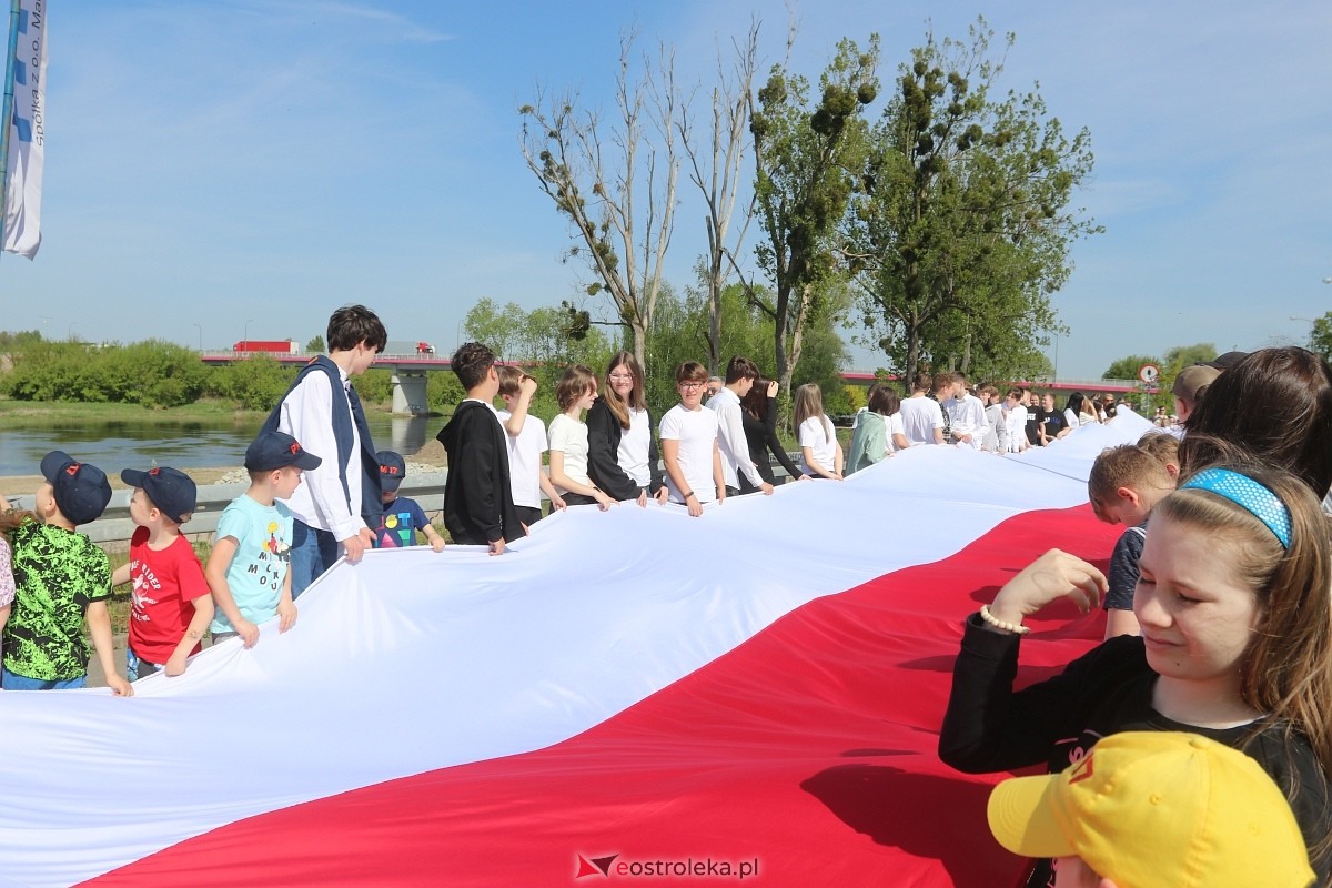 Święto Flagi w Ostrołęce - SOSW [30.04.2024] - zdjęcie #17 - eOstroleka.pl