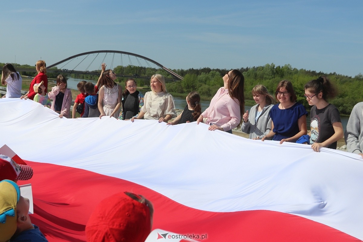 Święto Flagi w Ostrołęce - SOSW [30.04.2024] - zdjęcie #18 - eOstroleka.pl