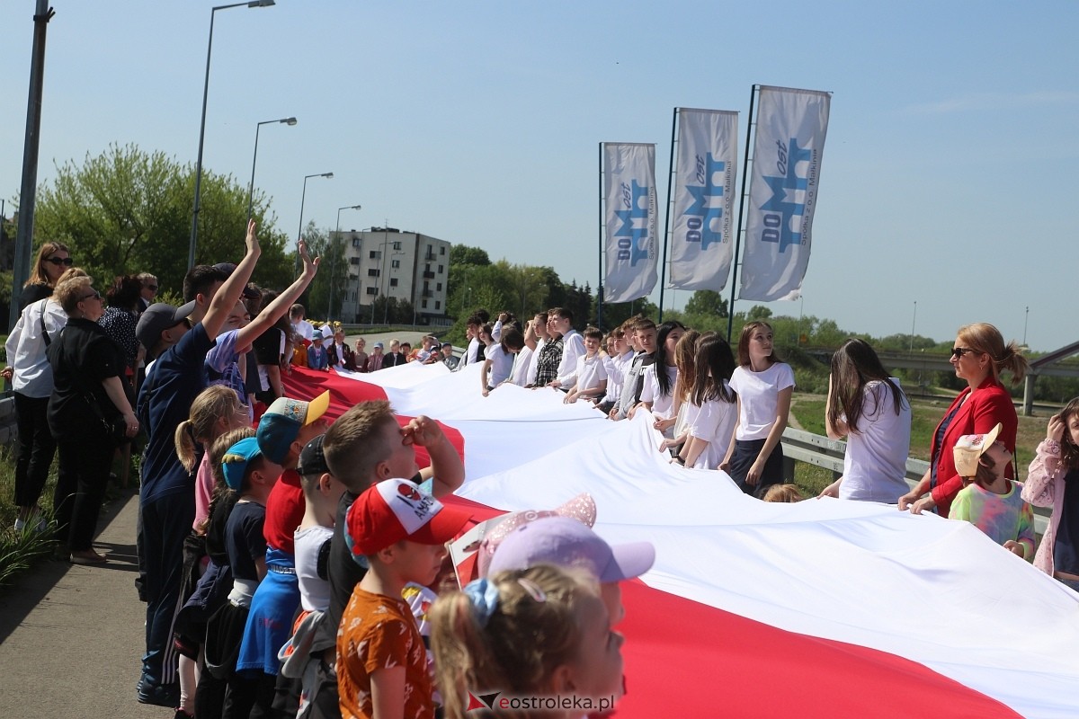 Święto Flagi w Ostrołęce - SOSW [30.04.2024] - zdjęcie #15 - eOstroleka.pl