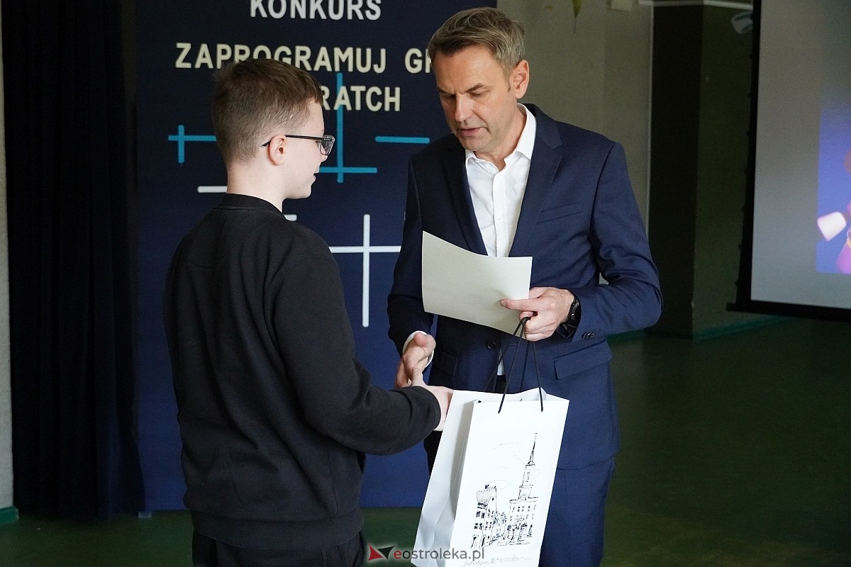 Powiatowy Konkurs “Zaprogramuj grę w Scratch” [30.04.2024] - zdjęcie #20 - eOstroleka.pl