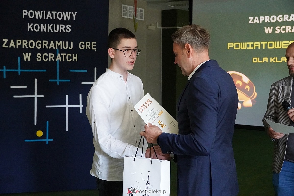 Powiatowy Konkurs “Zaprogramuj grę w Scratch” [30.04.2024] - zdjęcie #18 - eOstroleka.pl