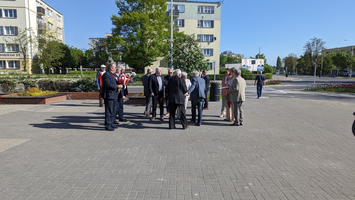 Święto Pracy z ostrołęcką lewicą [01.05.2024] - zdjęcie #19 - eOstroleka.pl
