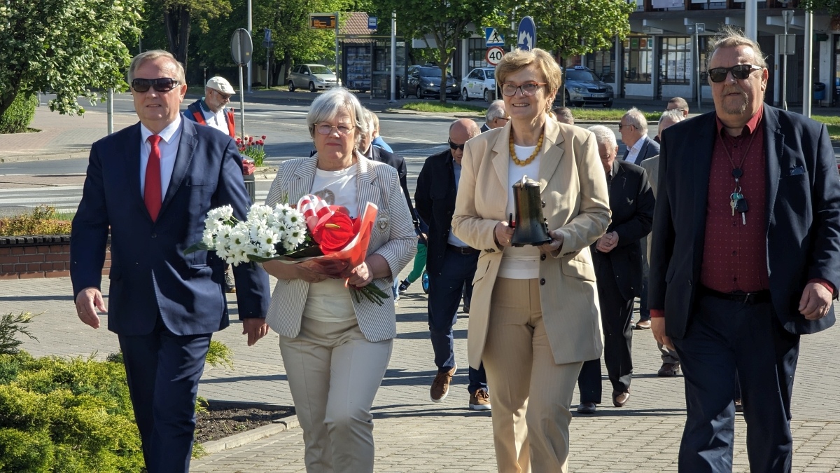 Święto Pracy z ostrołęcką lewicą [01.05.2024] - zdjęcie #16 - eOstroleka.pl