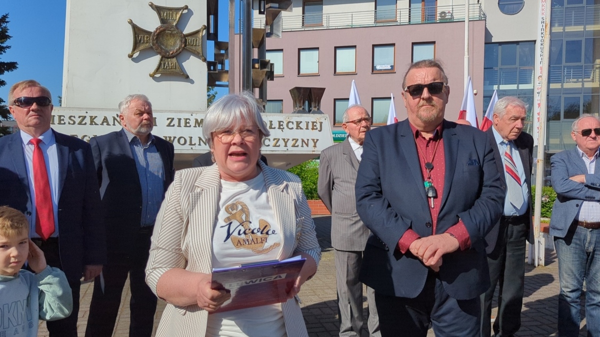 Święto Pracy z ostrołęcką lewicą [01.05.2024] - zdjęcie #5 - eOstroleka.pl