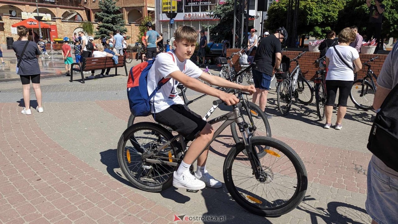 Rajd rowerowy w Święto Flagi [02.05.2024] - zdjęcie #130 - eOstroleka.pl