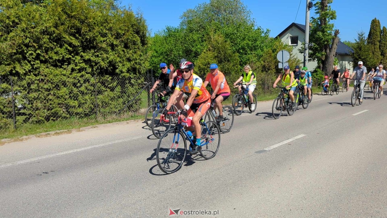 Rajd rowerowy w Święto Flagi [02.05.2024] - zdjęcie #51 - eOstroleka.pl