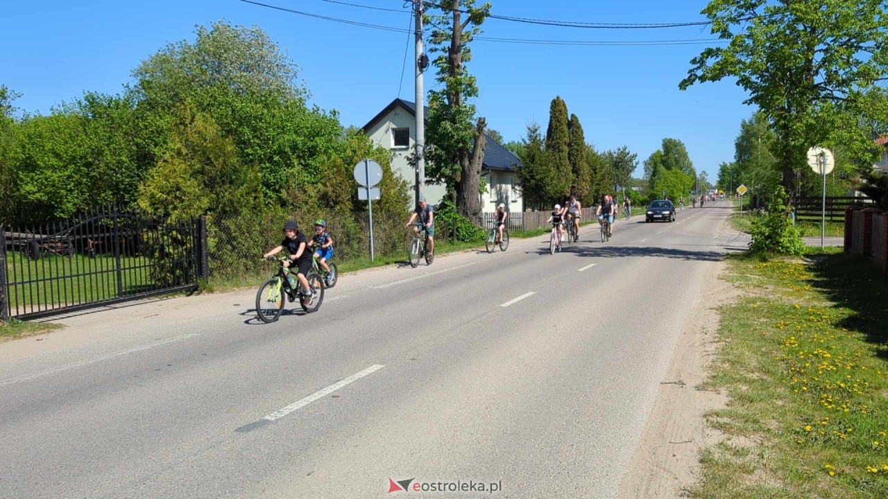 Rajd rowerowy w Święto Flagi [02.05.2024] - zdjęcie #48 - eOstroleka.pl