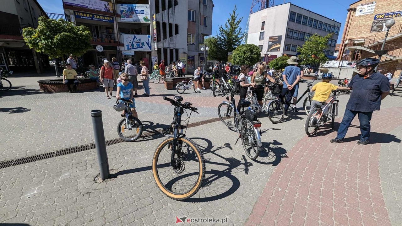 Rajd rowerowy w Święto Flagi [02.05.2024] - zdjęcie #118 - eOstroleka.pl