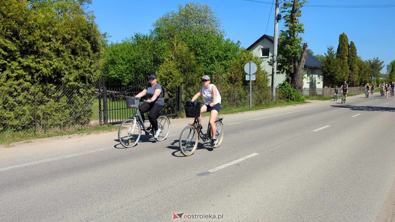 Rajd rowerowy w Święto Flagi [02.05.2024] - zdjęcie #44 - eOstroleka.pl