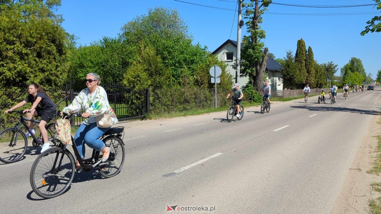 Rajd rowerowy w Święto Flagi [02.05.2024] - zdjęcie #43 - eOstroleka.pl