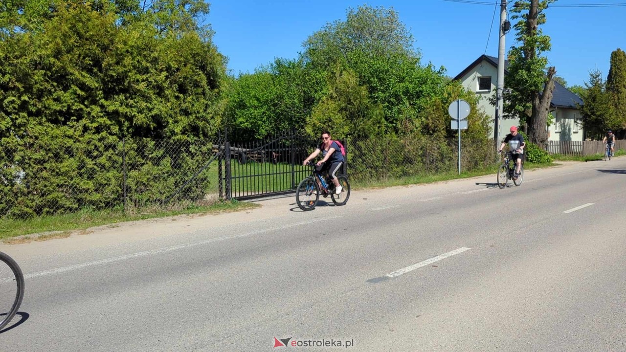 Rajd rowerowy w Święto Flagi [02.05.2024] - zdjęcie #40 - eOstroleka.pl