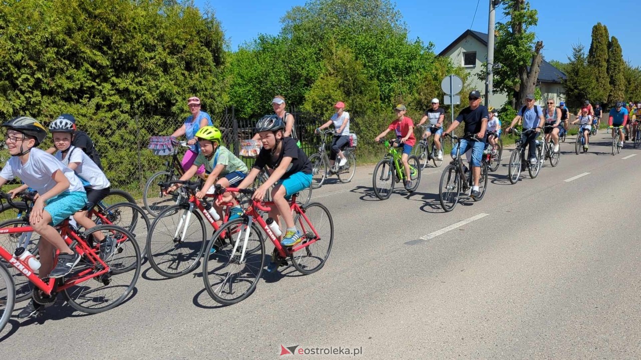 Rajd rowerowy w Święto Flagi [02.05.2024] - zdjęcie #38 - eOstroleka.pl