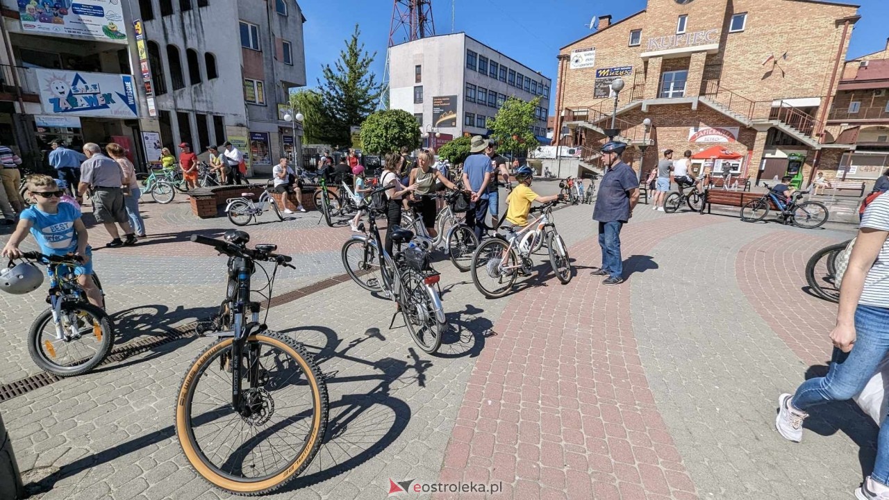 Rajd rowerowy w Święto Flagi [02.05.2024] - zdjęcie #111 - eOstroleka.pl