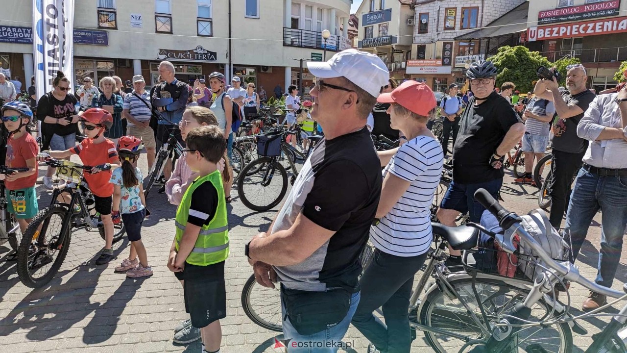 Rajd rowerowy w Święto Flagi [02.05.2024] - zdjęcie #73 - eOstroleka.pl